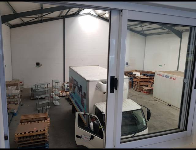 411M² WAREHOUSE TO LET IN ATLAS GARDENS